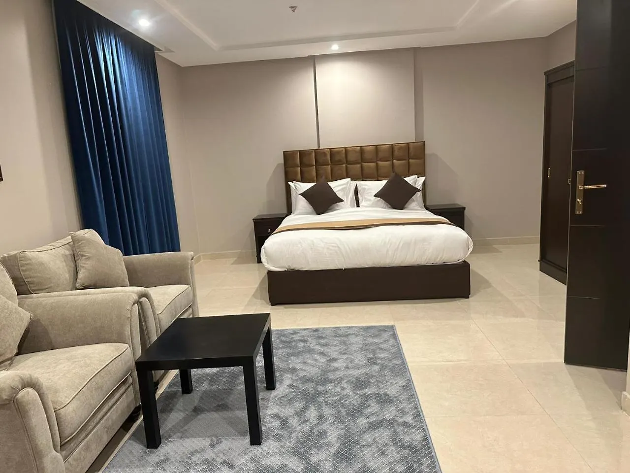 Yan Hotel Apartments يـان للوحدات السكنية المفروشة جدة المملكة العربية السعودية